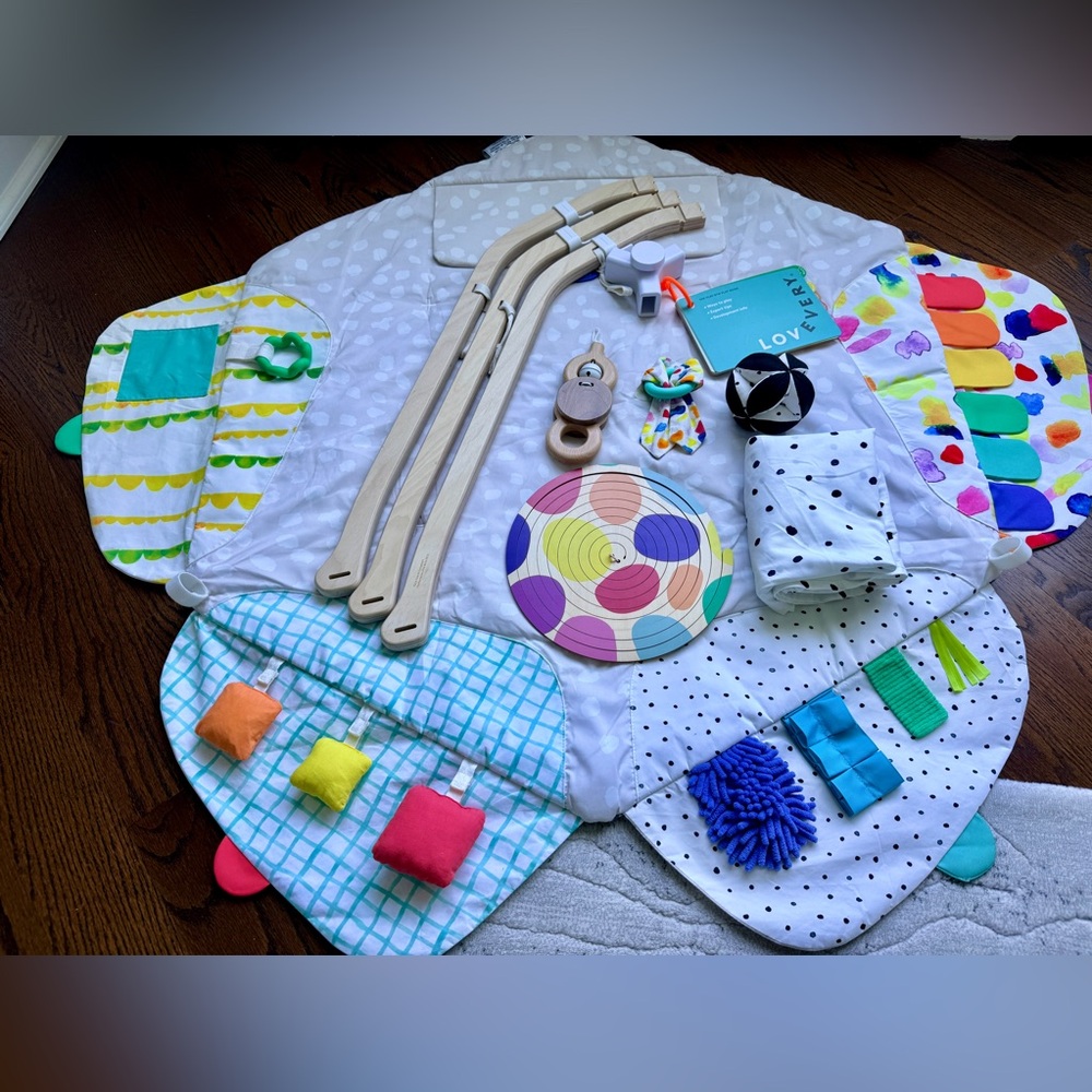 Lovevery Play Gym (complete) with Extra Pieces - like new condition